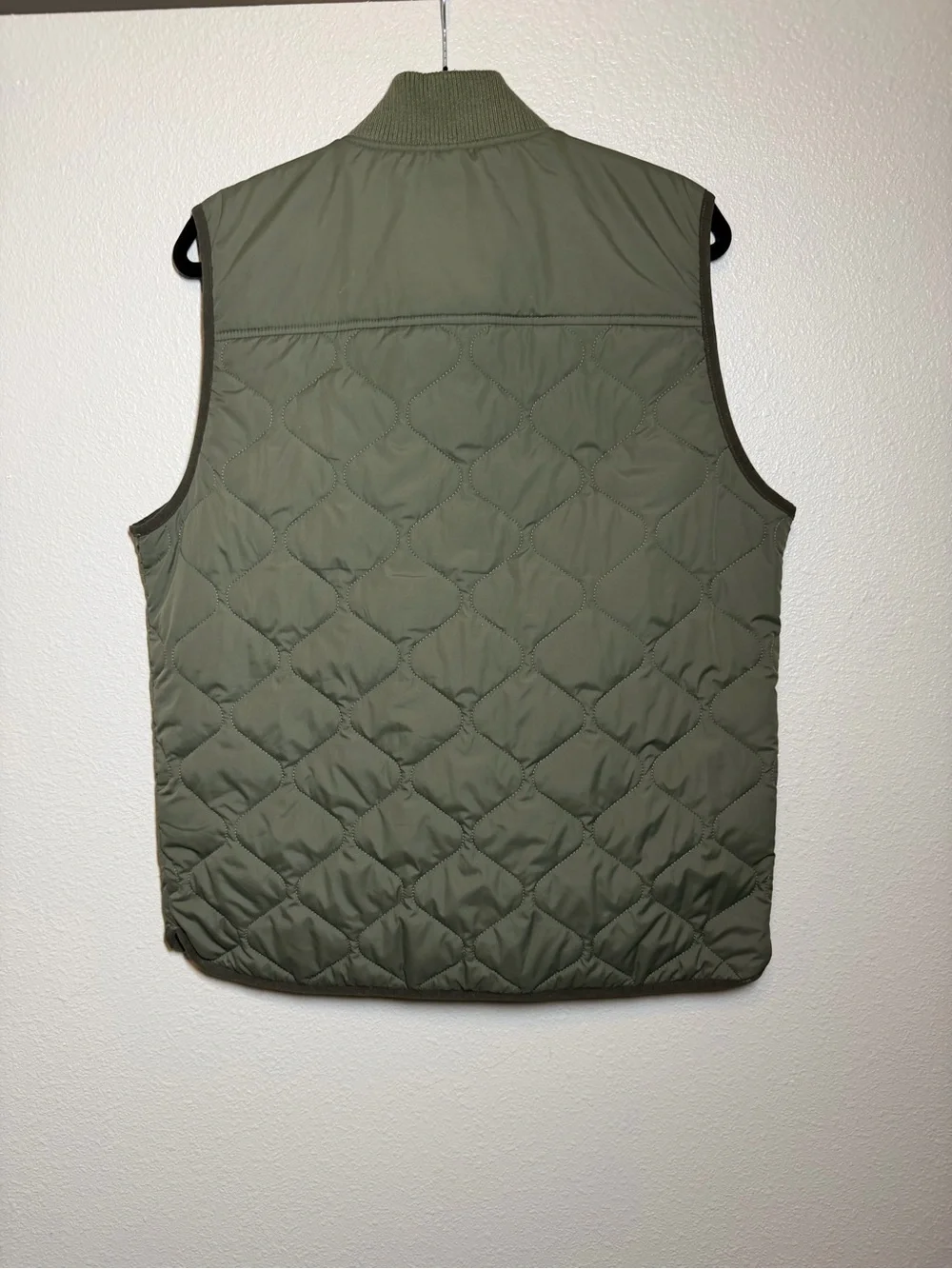 Quilted Olive Green Men's Vest Land’s End utility Sz small 34-36 primaloft zip
